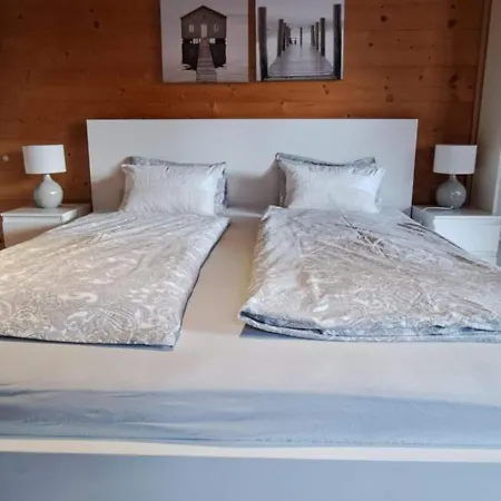 Im Blockhaus Am Chiemsee Апартаменты *