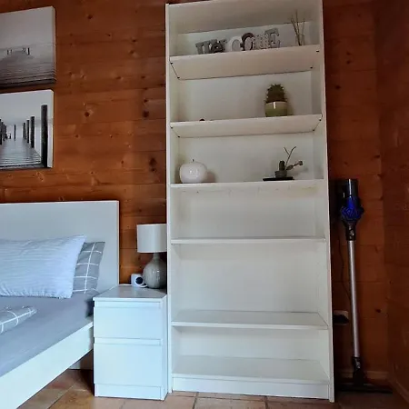 Im Blockhaus Am Chiemsee * Бернау-ам-Кимзее