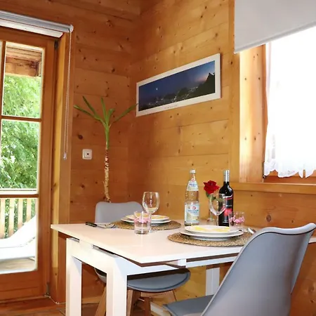 Im Blockhaus Am Chiemsee * Бернау-ам-Кимзее